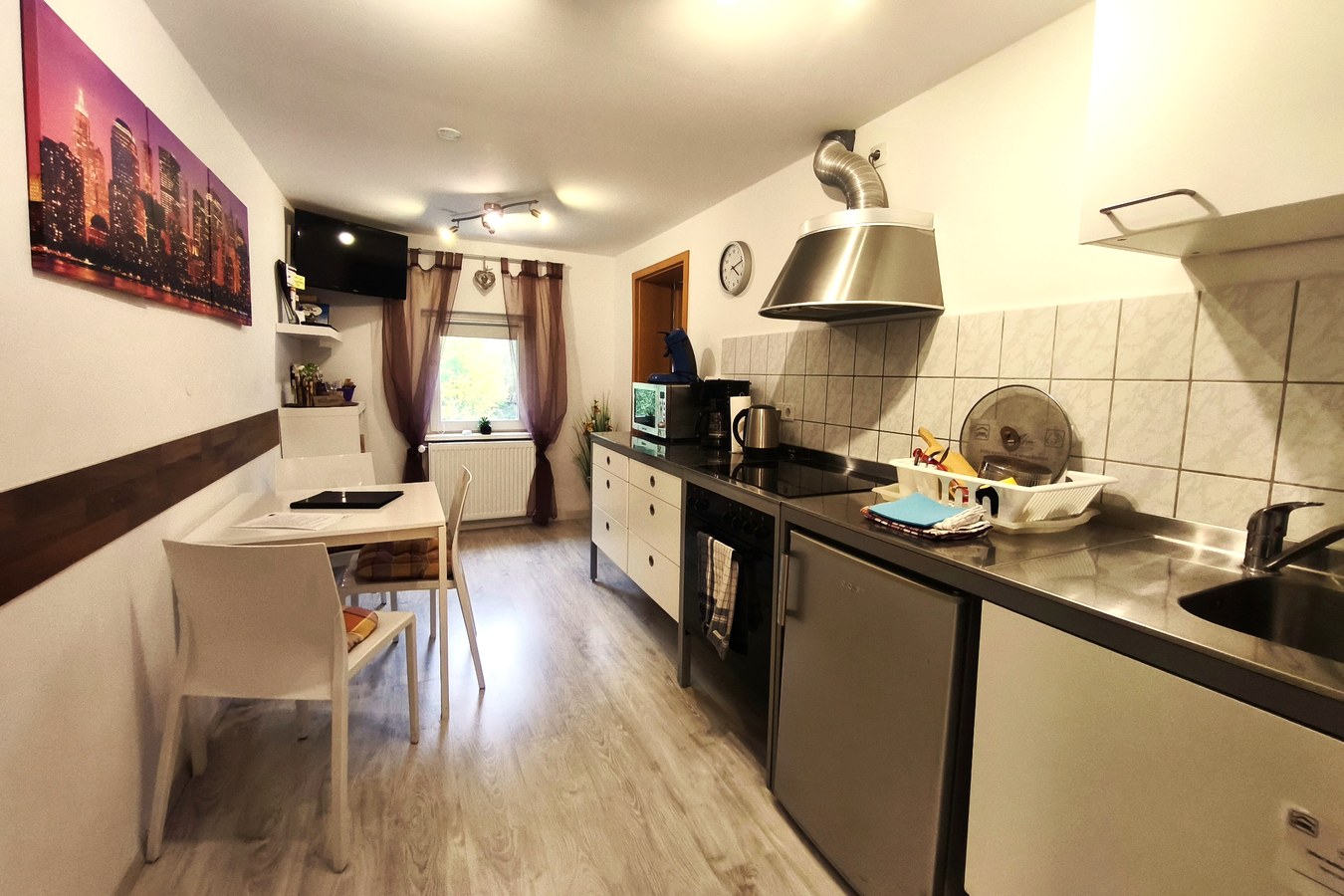 Küche im Apartment Hintertaunus – zweite Ansicht